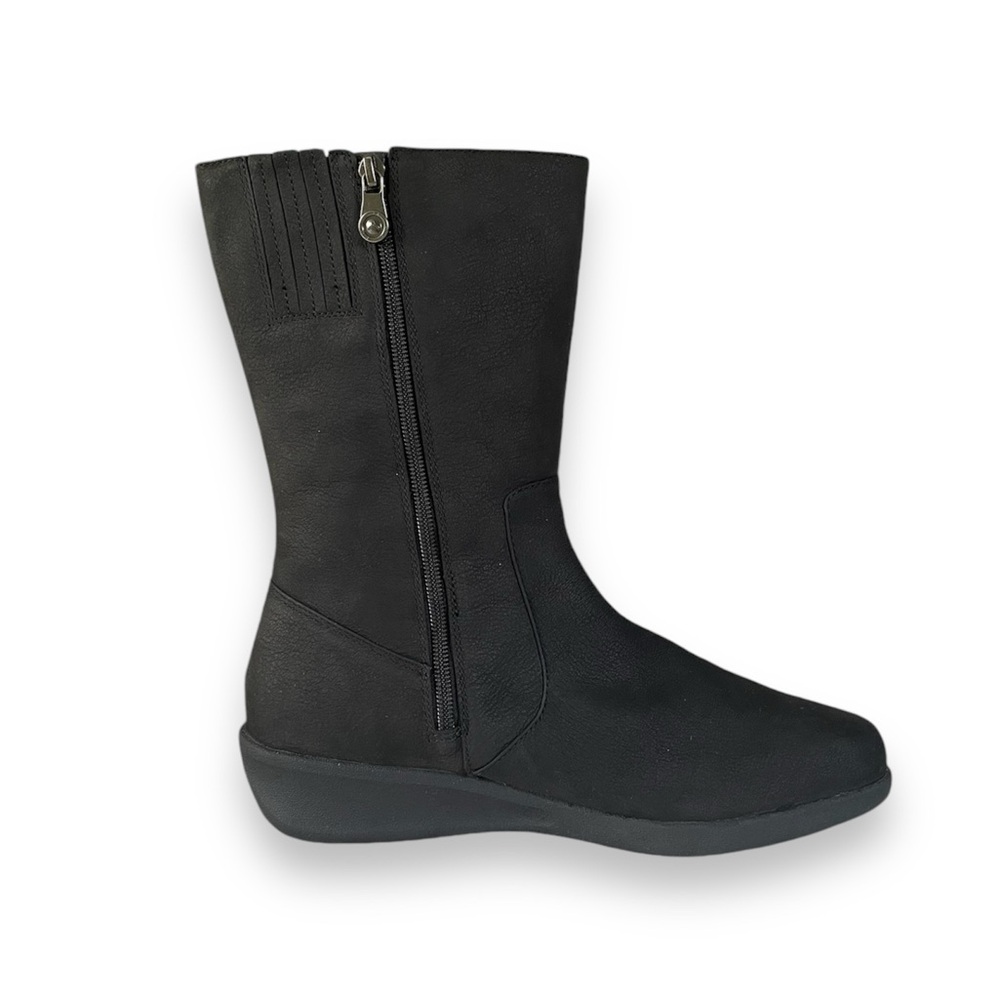 🆕 Aravon Fairlee Mid Boots, US 9.5, NWT